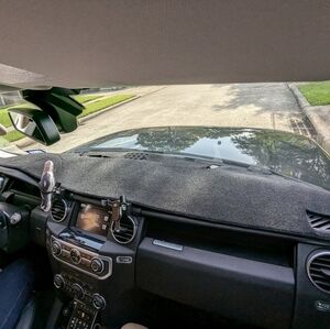 Premium Black Car Dashboard Cover Land Rover LR4